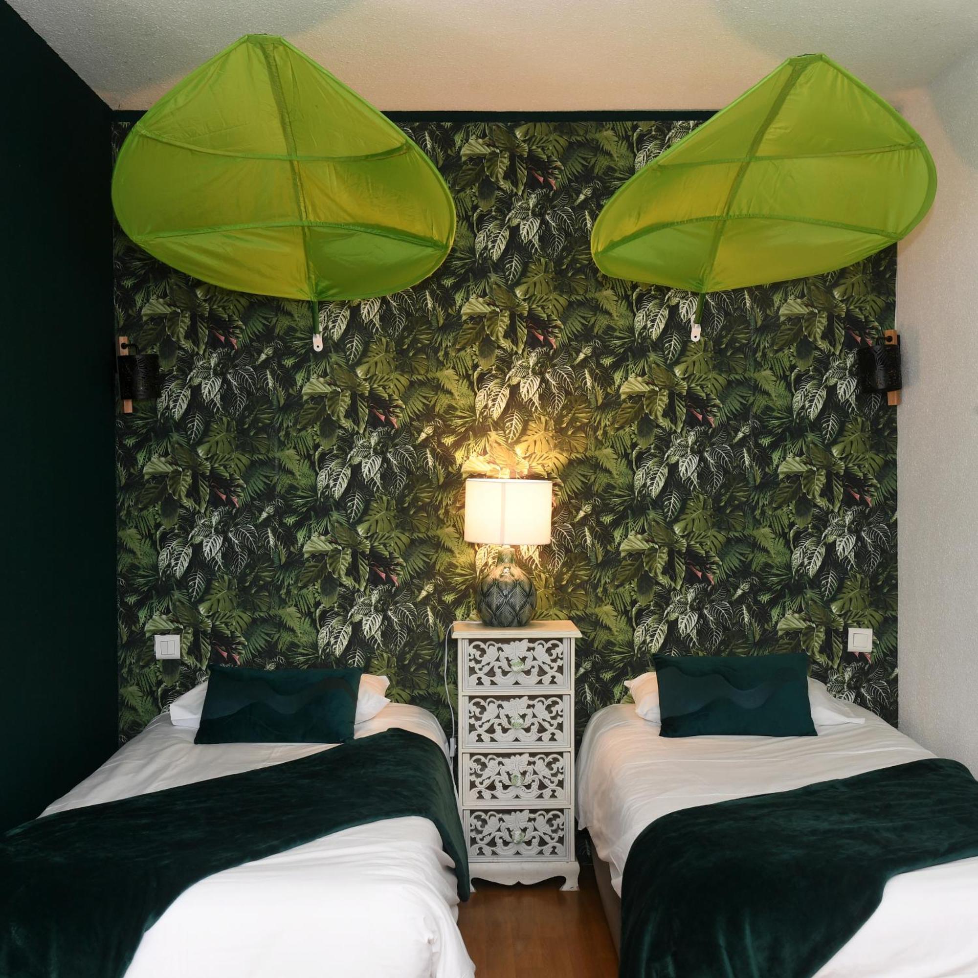 Logis De Launay Hotel